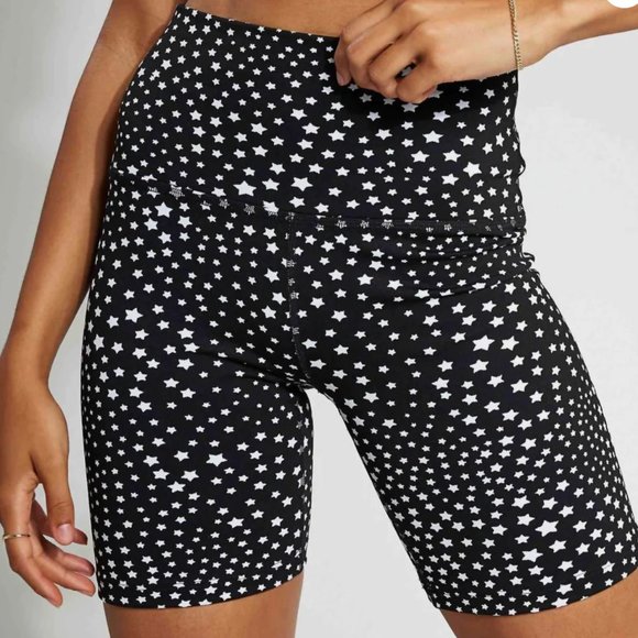 Beyond Yoga - High Waisted Biker Short in Black Stars - Picture 1 of 5